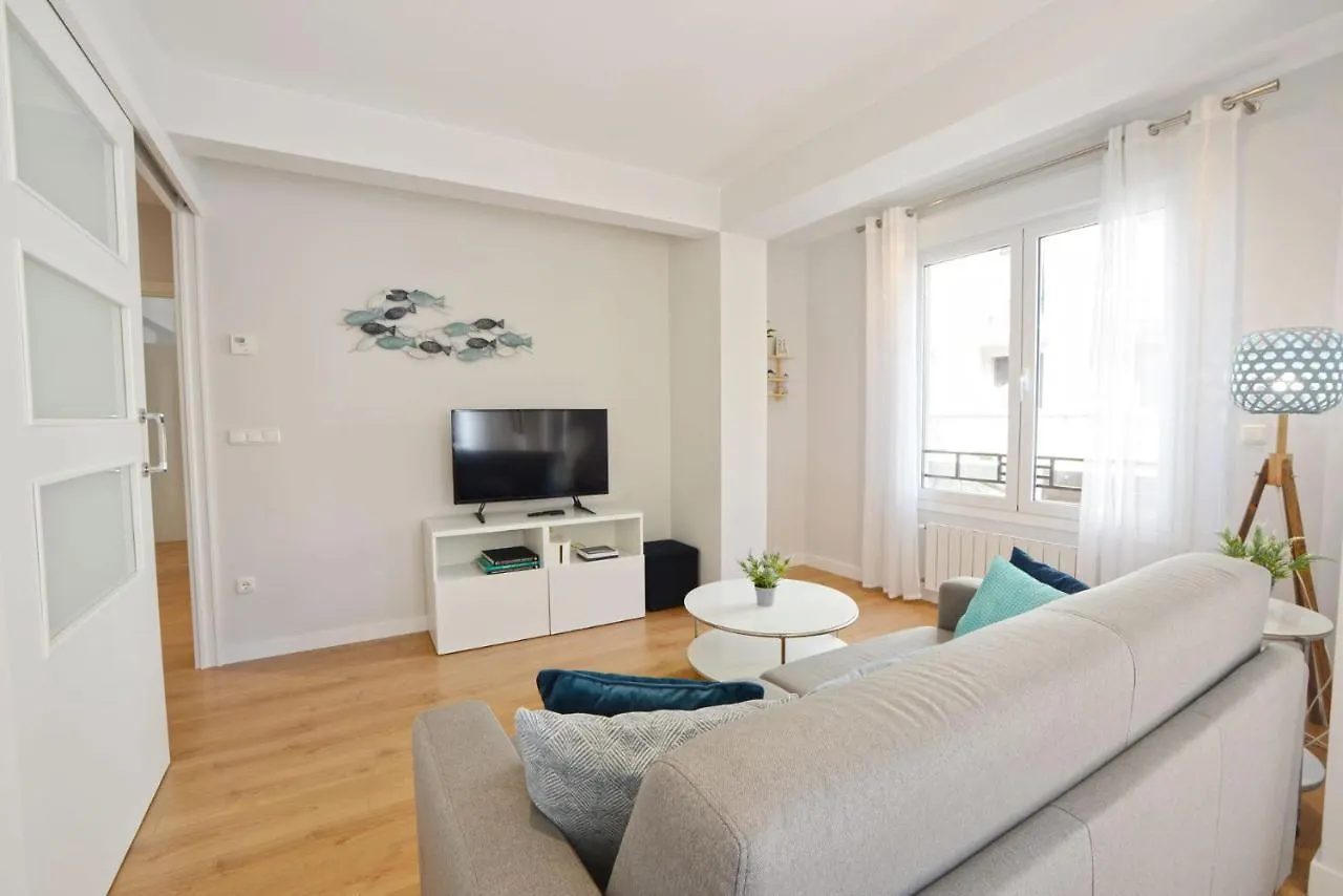 Go Donosti Zurriola Sight Apartment San Sebastian Spain